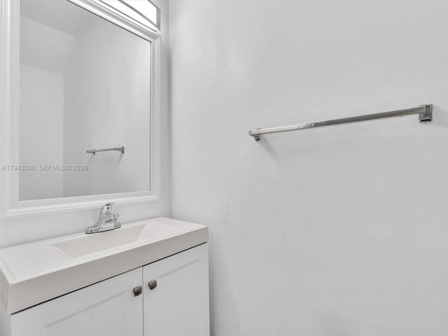 Building Photo - 3932 San Simeon Ln