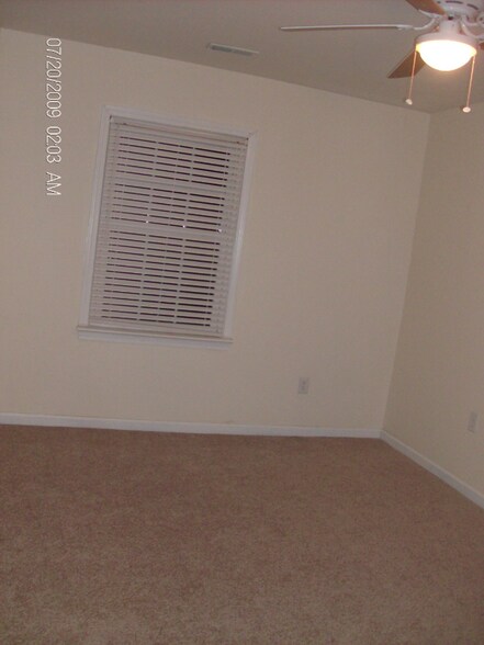 Building Photo - 5559 Lynbrook Landing