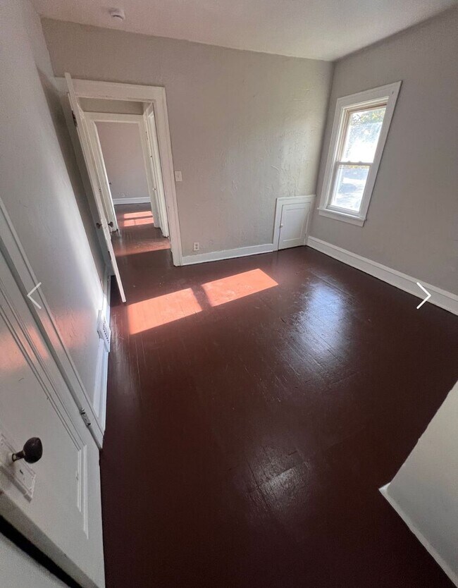 Building Photo - 18119-18119 Olympia Rd