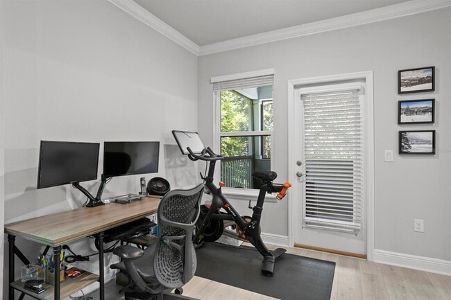 Building Photo - 408 S Matanzas Ave