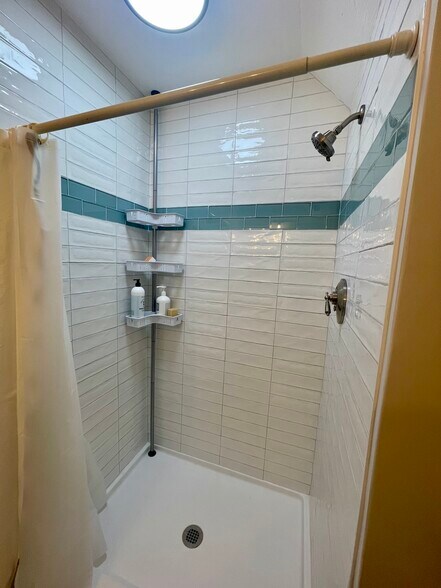 Building Photo - 176 North St