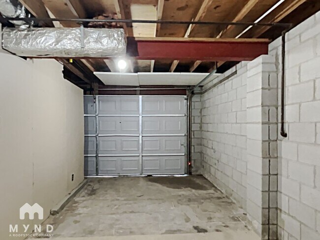 Building Photo - 6665 Hidden Brook Trail