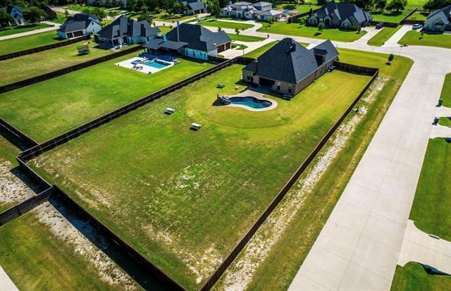 Building Photo - 1111 Hayfield Dr