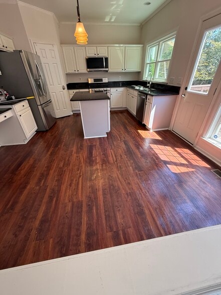 Building Photo - 3391 Spindletop Dr NW