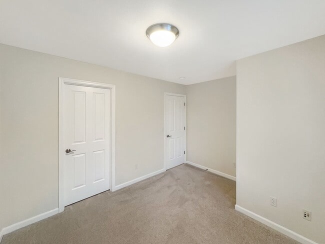 Building Photo - Spacious Rockport home in beautiful Bothell Community