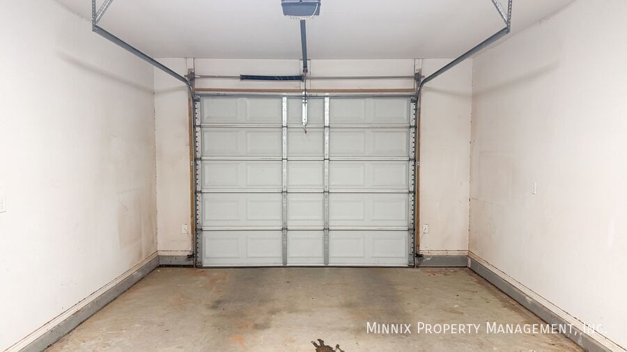 Building Photo - 2401 Quitman Ave