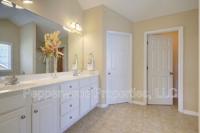 Building Photo - 316 Archway Ct