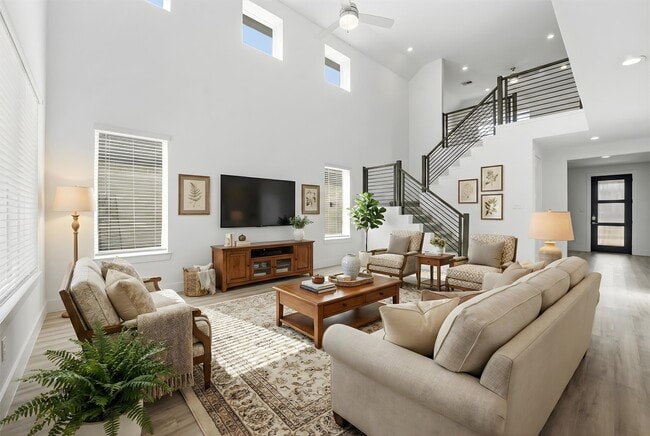 Building Photo - 13744 Rising Sun Ln