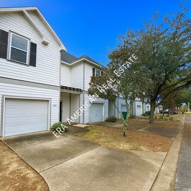 Building Photo - 485 Westgate Wy