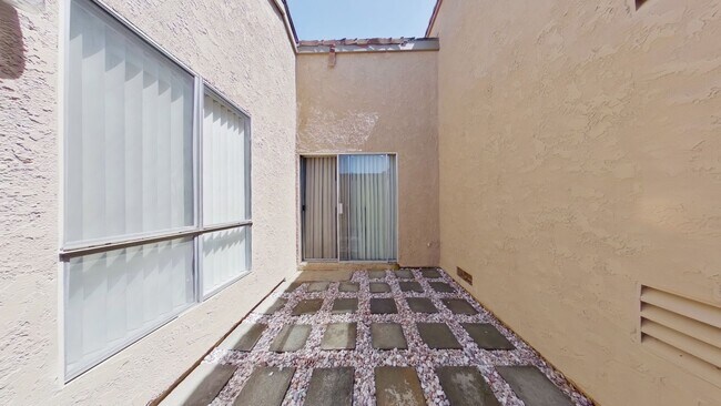Building Photo - OPEN HOUSE, Friday, October 18, 2024 at 4p...