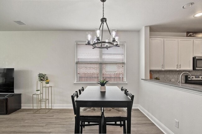 Building Photo - 1509 Waterfall Ln