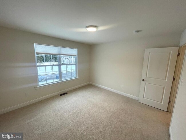 Building Photo - 365 W Boulder Dr