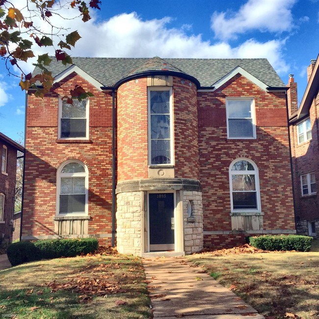 Primary Photo - 1035 Claytonia Ter