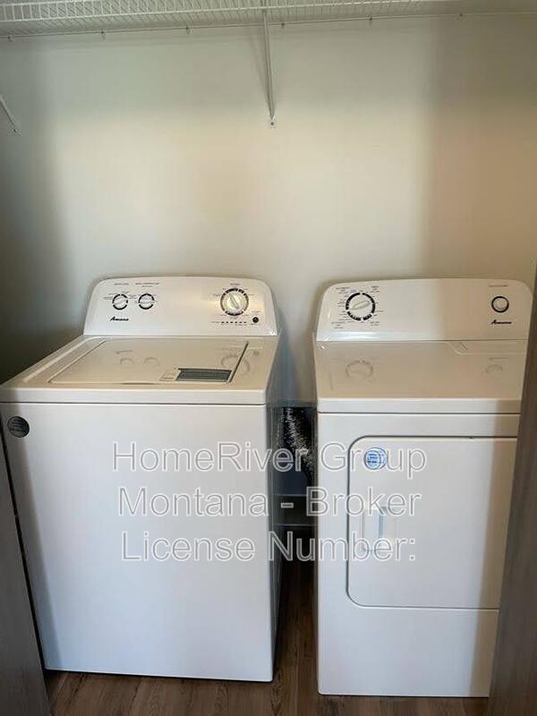 Building Photo - 1355 Rodgers St