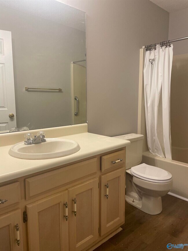 Building Photo - 208 Merganser Blvd