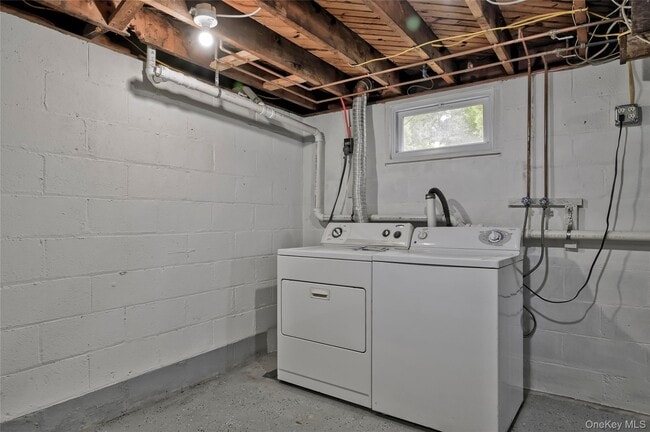Building Photo - 76 Norton Dr