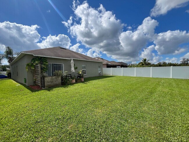 Building Photo - 2023 Great Falls Way