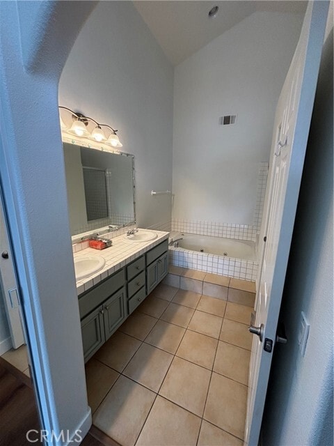 Building Photo - 69 Giotto