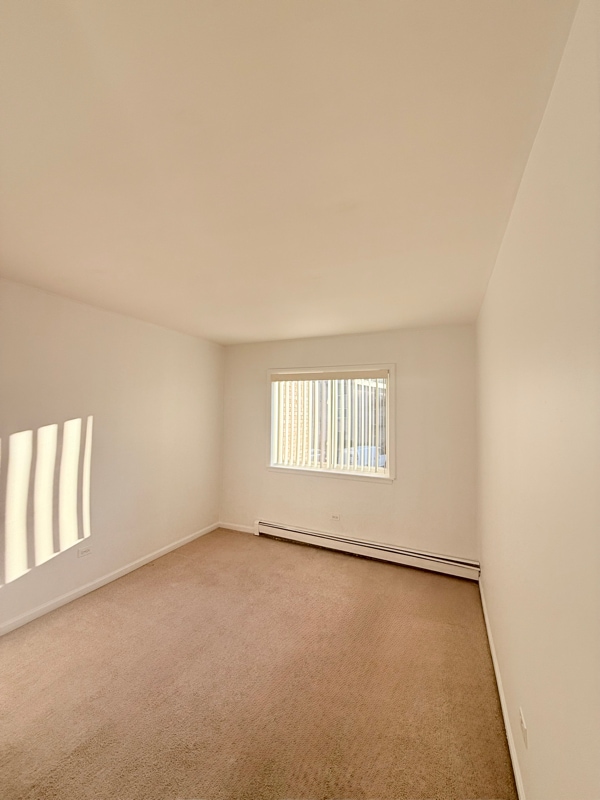Building Photo - 1309 S Sir Galahad Ln