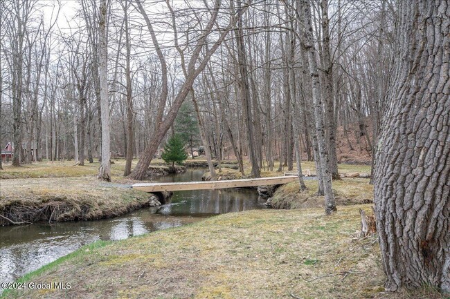 Building Photo - 40 Vischer Ferry Rd