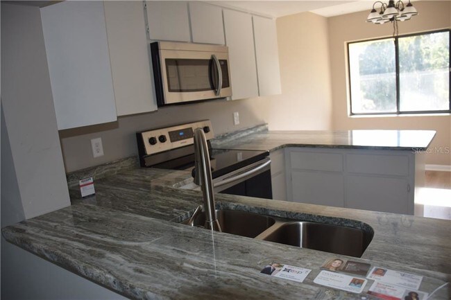 Building Photo - 4428 S Lake Orlando Pkwy