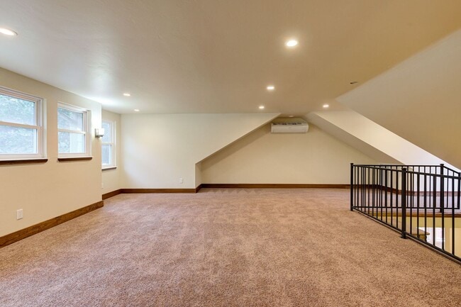 Building Photo - 2429 Cedar Oak Dr
