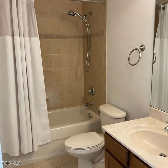 Building Photo - 3174 Antica St