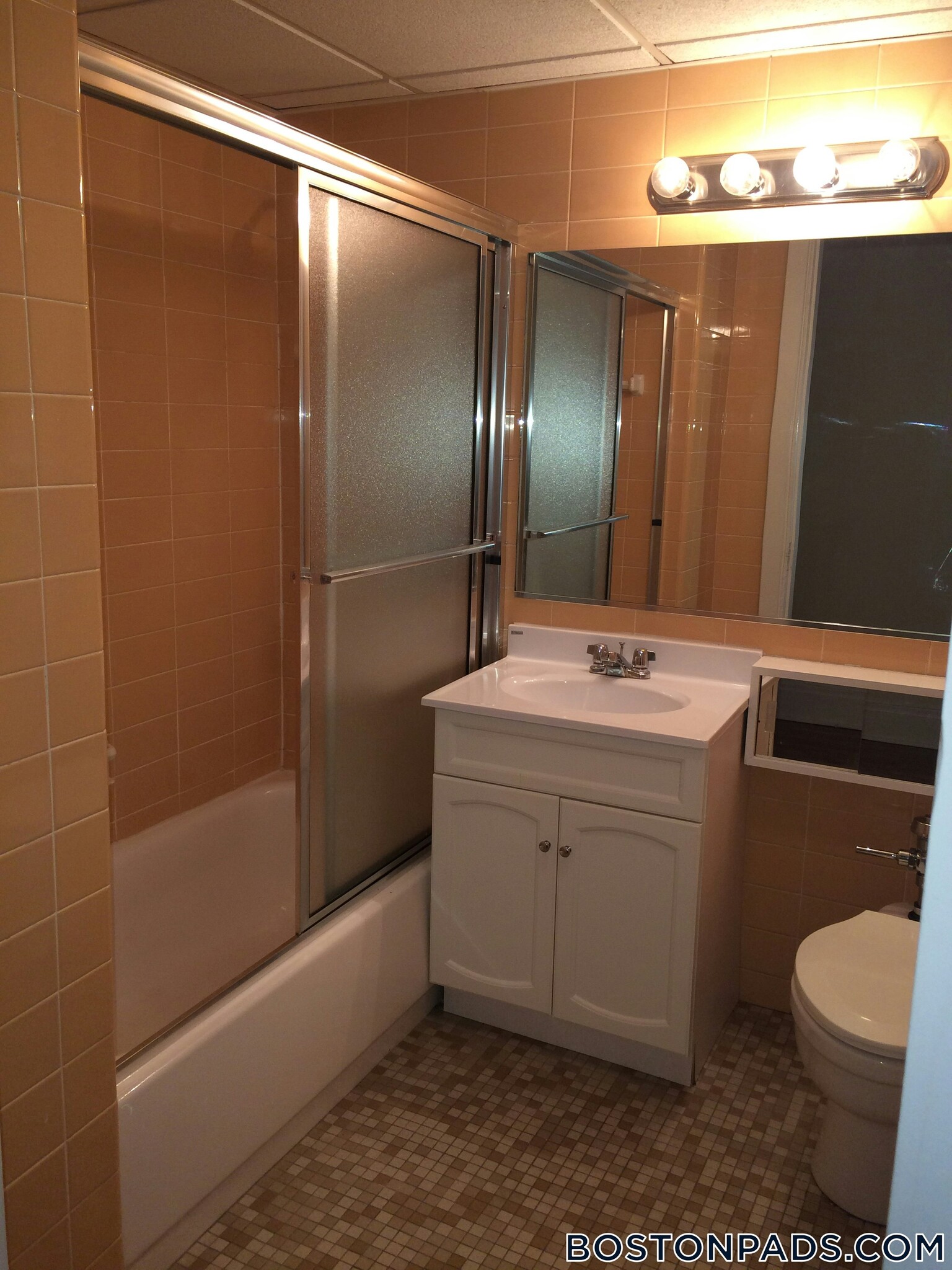 Building Photo - 62 Boylston St