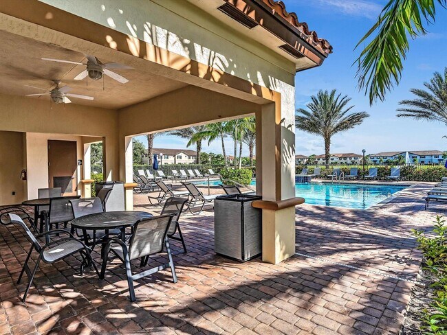 Building Photo - 12956 Anthorne Ln