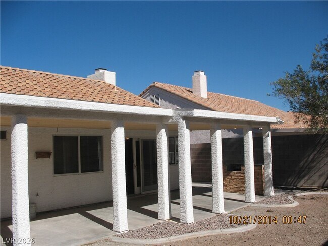 Building Photo - 122 Red Coral Dr