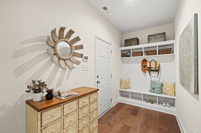 Building Photo - 6957 Leire Ln