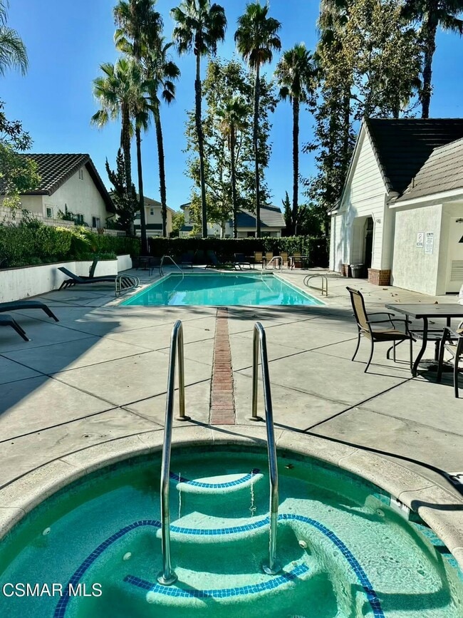 Building Photo - 1129 Azalea Way