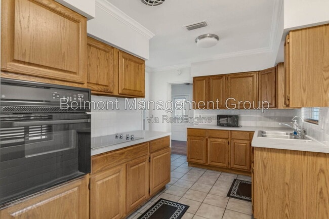 Building Photo - 2366 Coldstream Dr