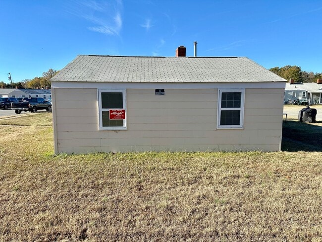 Primary Photo - 277 Whitgreen St