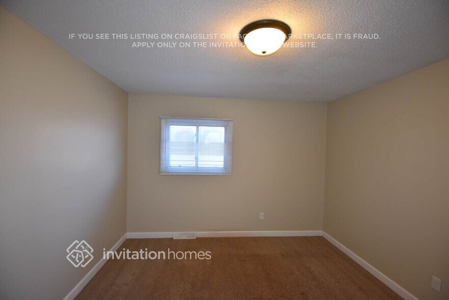 Building Photo - 801 Mccallum Dr