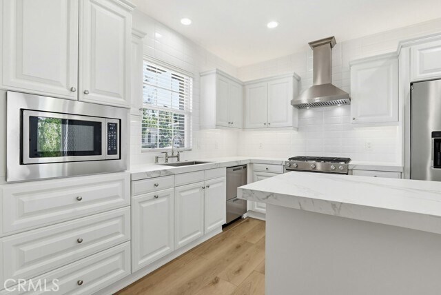 Building Photo - 57 Arborside