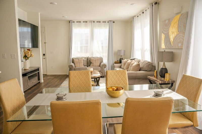 Building Photo - 6253 N Liverpool St