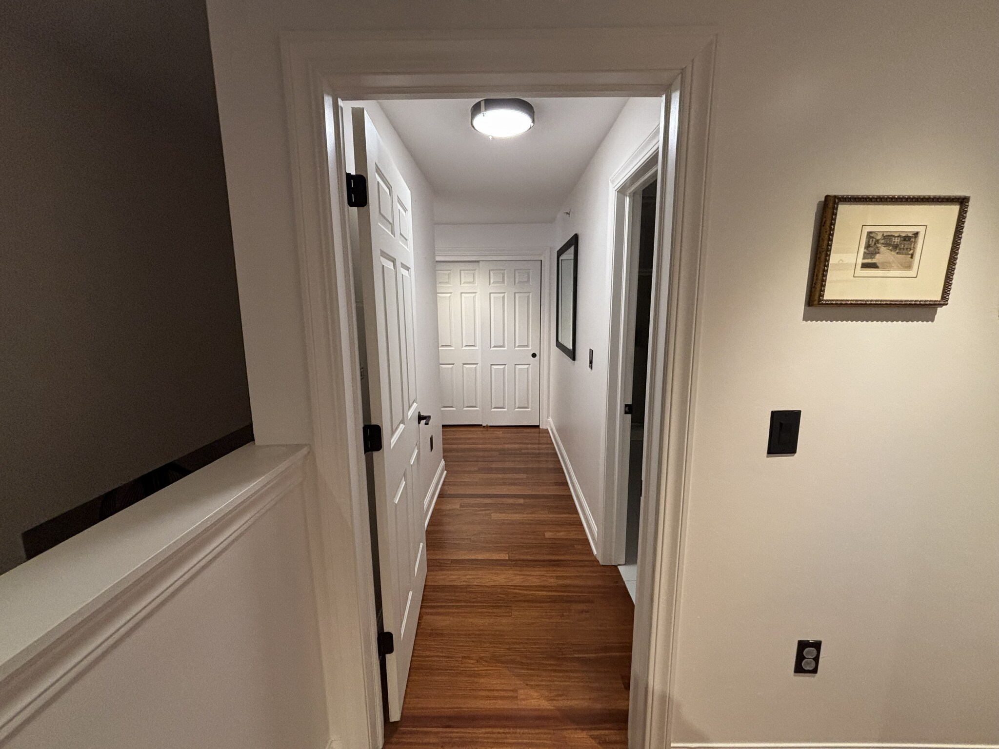 Building Photo - 1550 N Warren Ave