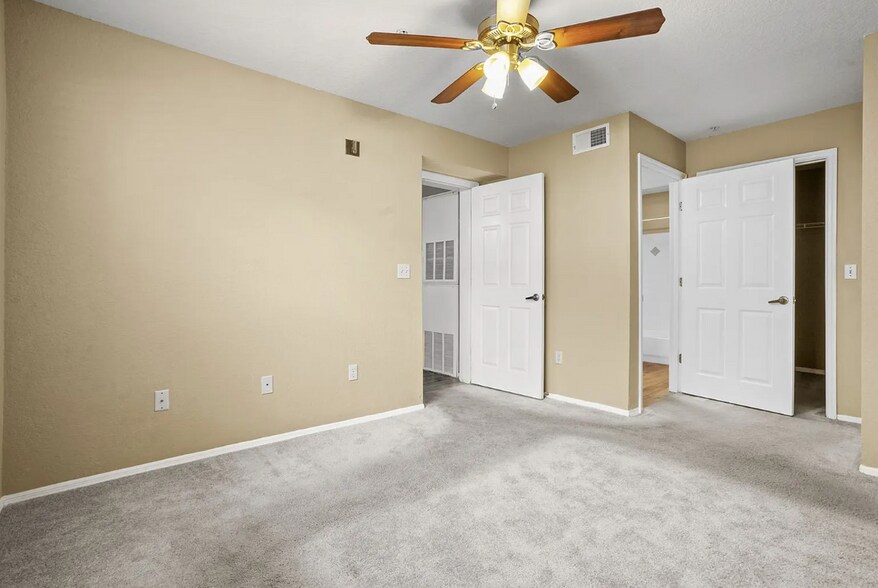 Building Photo - 826 Camargo Way