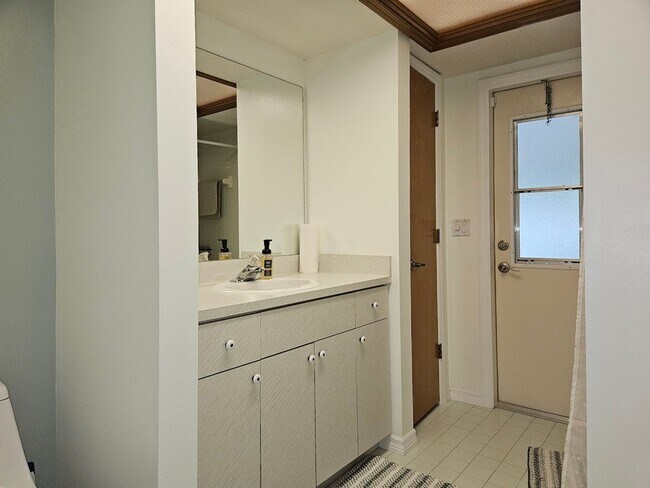 Building Photo - Charming 2 Bed, 2 Bath Home for Rent in Spring Hill (34609) – Spacious, Bright, and Perfectly Loc...