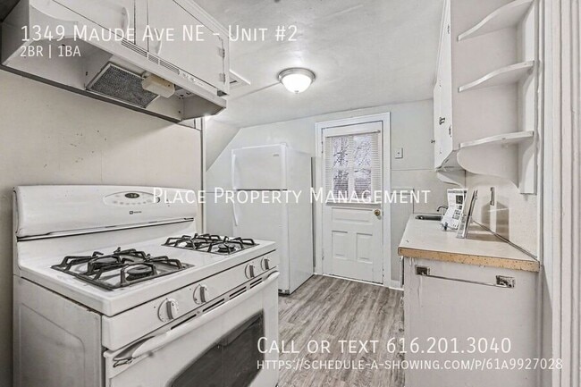 Building Photo - 1349 Maude Ave NE
