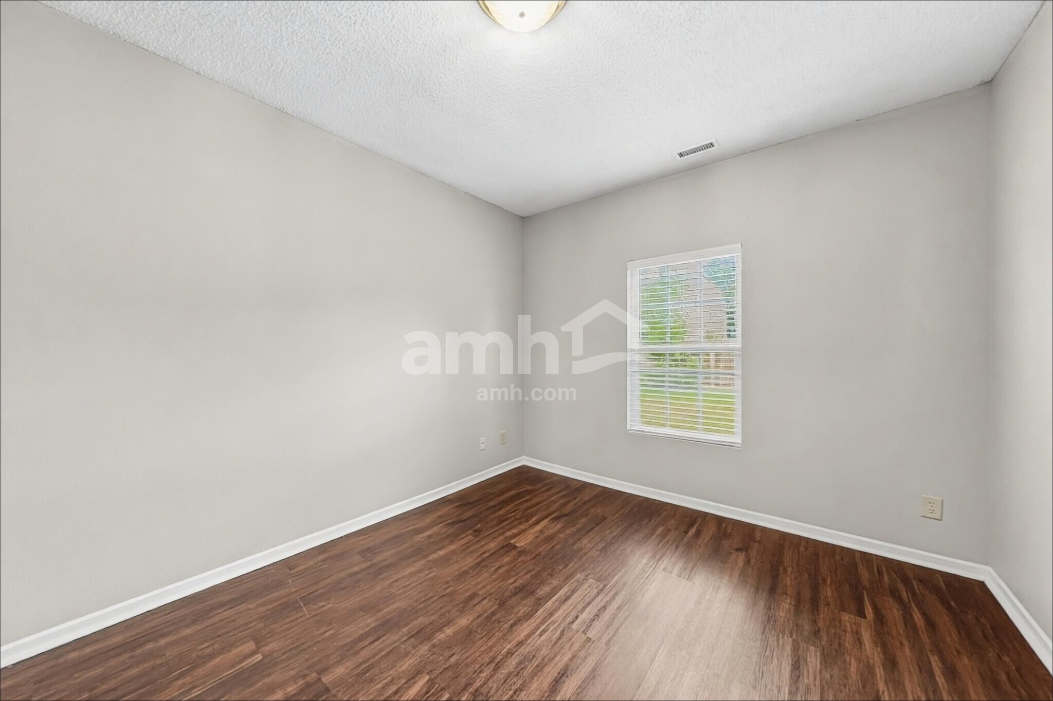 Building Photo - 2945 Sentiment Ln