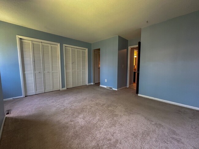 Building Photo - 52 Currier Way