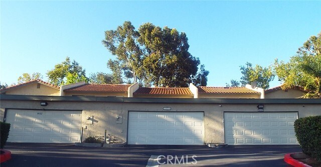 Building Photo - 1464 Camelot Dr