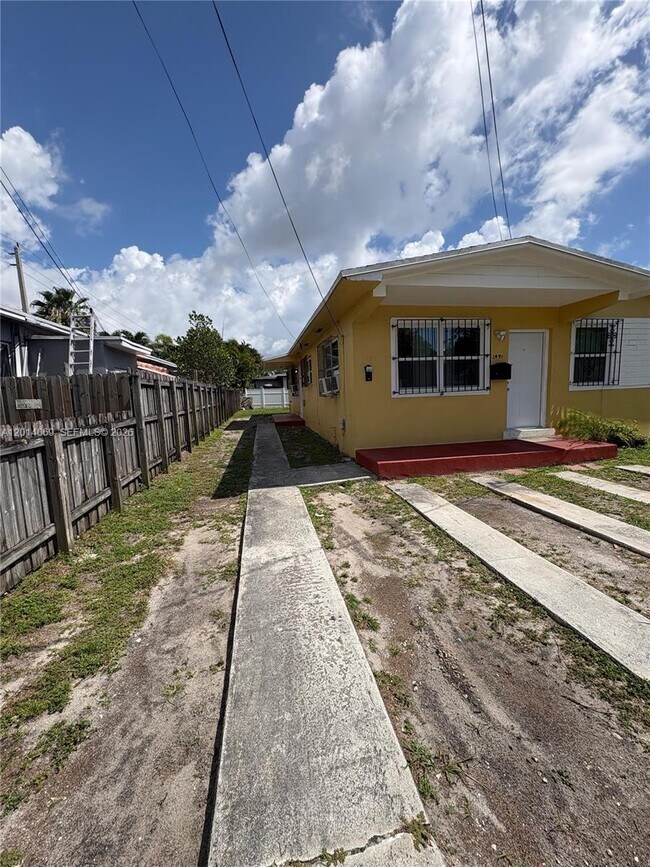 Building Photo - 1491 NW 56th St