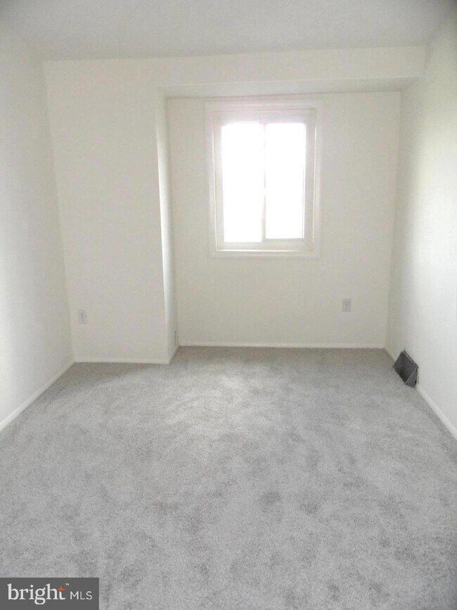 Building Photo - 9375 Indian Camp Rd