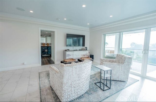 Building Photo - 986 Oriole Dr