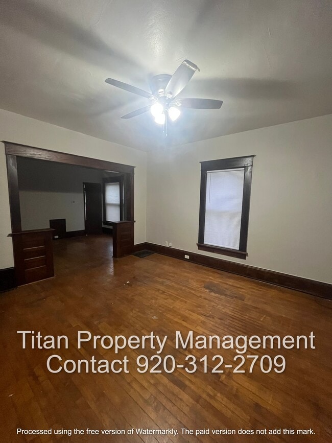 Building Photo - 714 Central St