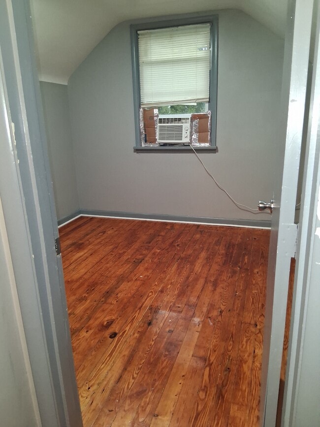 Building Photo - 4117 Orchard Way