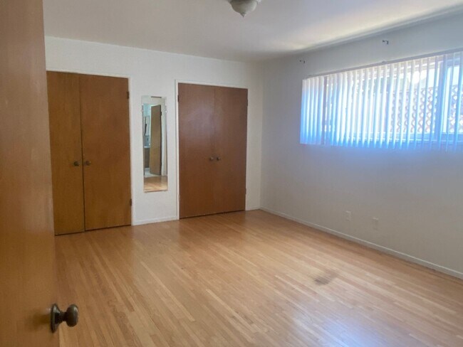 Building Photo - Home for Rent near Orange Circle